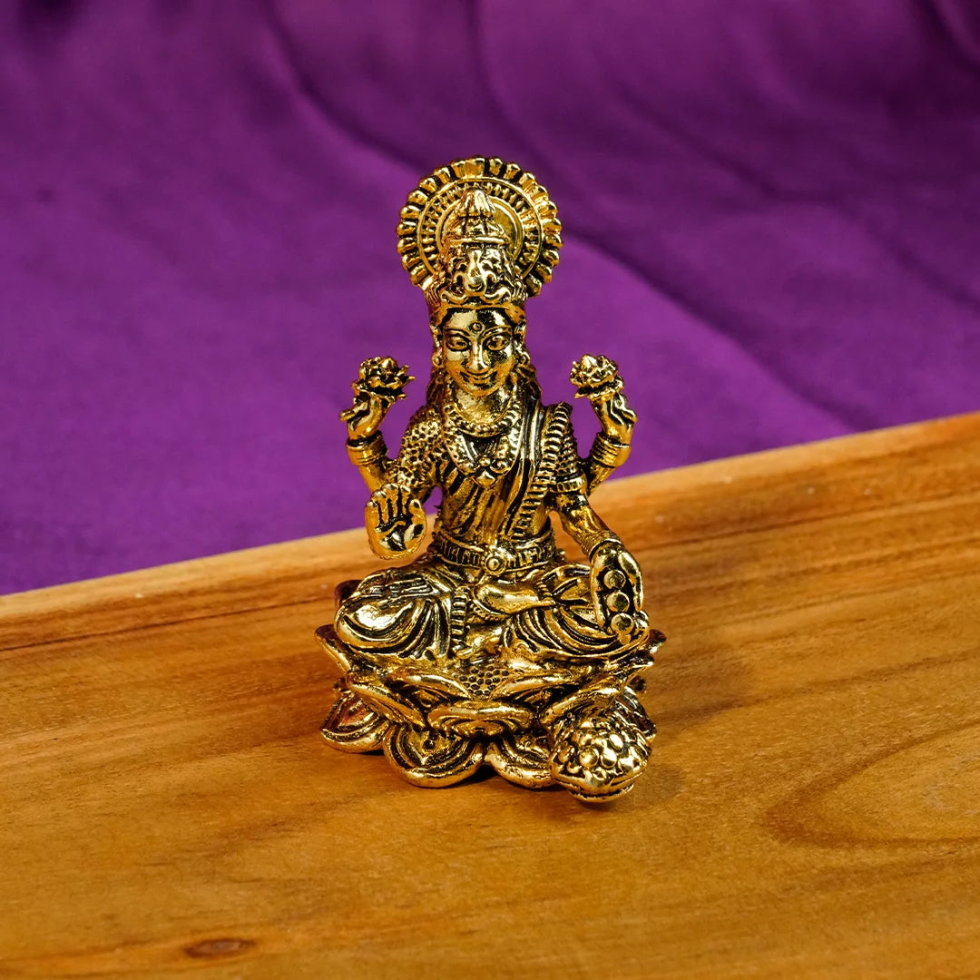 KamalLakshmi Idol