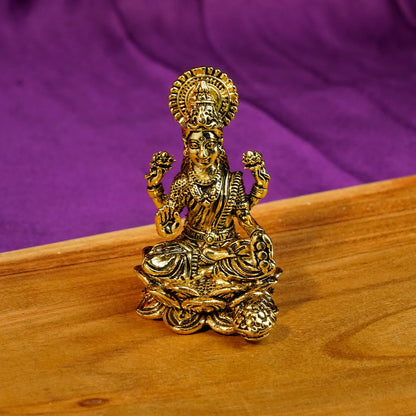 KamalLakshmi Idol