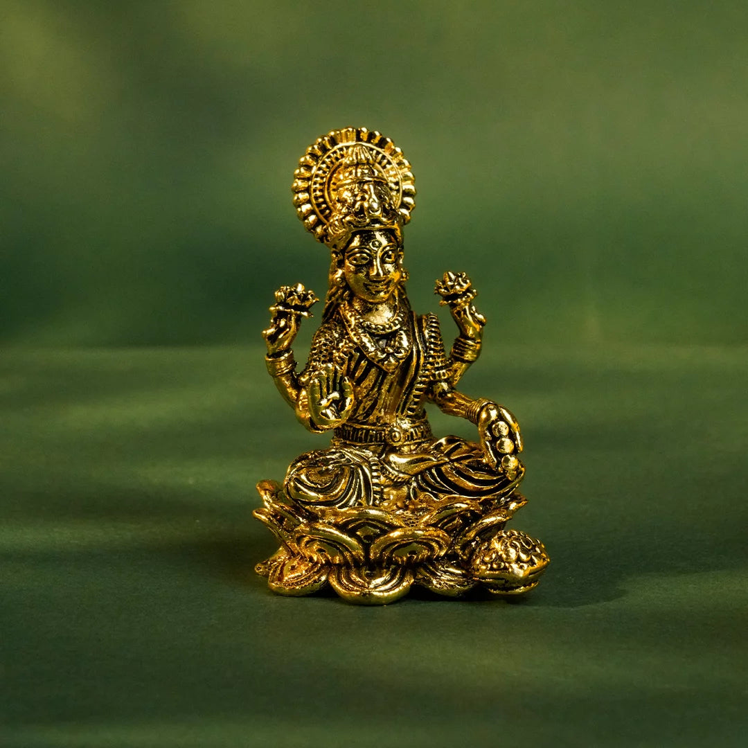 KamalLakshmi Idol