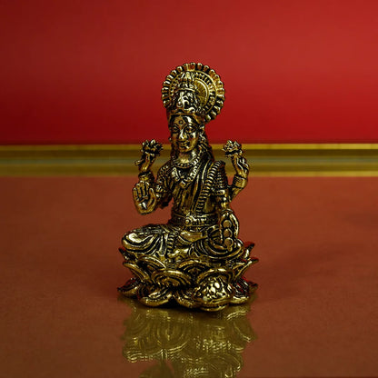 KamalLakshmi Idol
